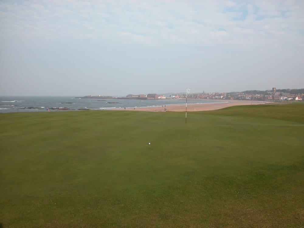 The quirky par-4 13th at North Berwick is a linksland gem